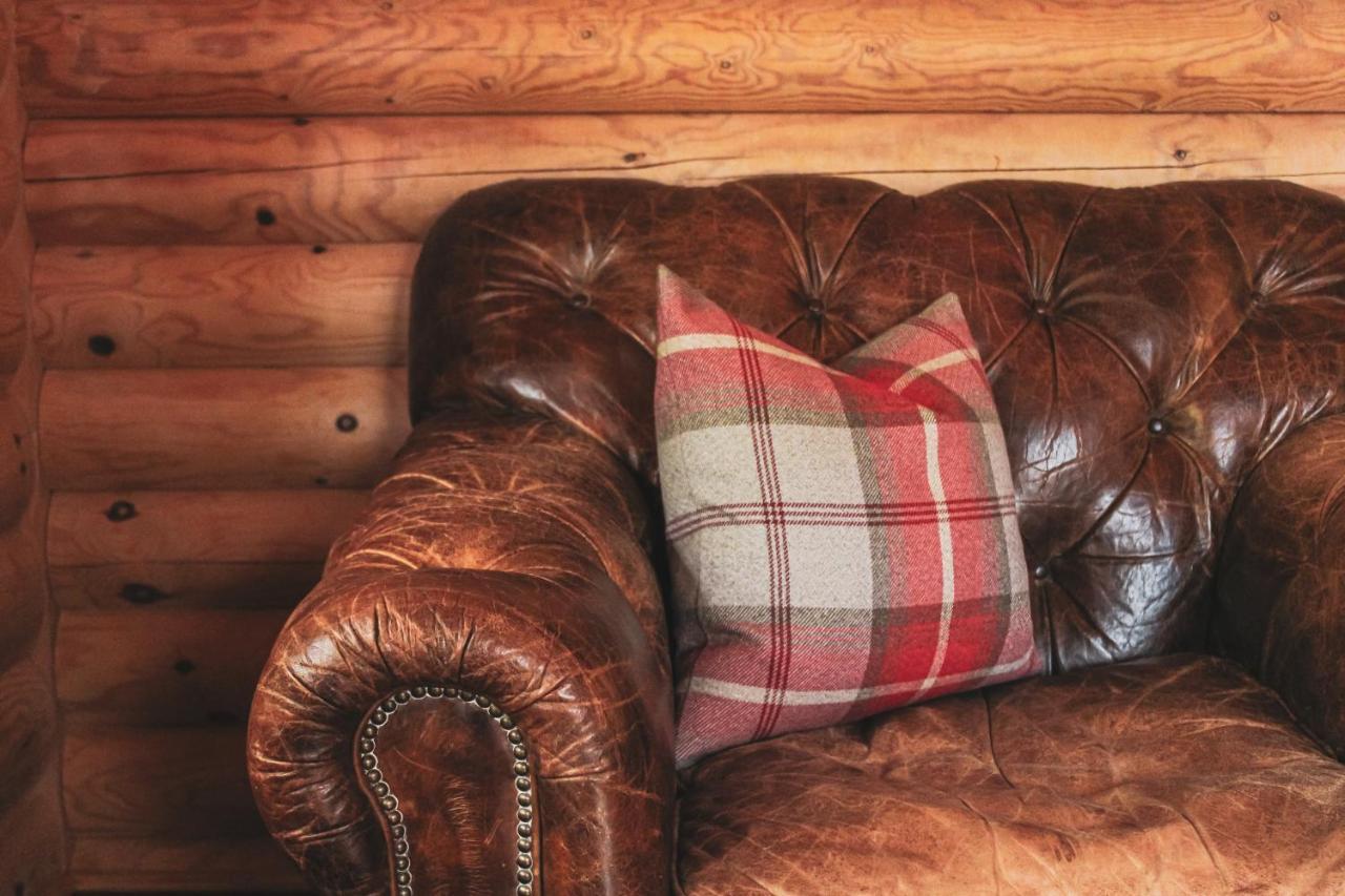 Tomatin - Luxury Two Bedroom Log Cabin With Hot Tub Berwick Upon Tweed Exteriör bild