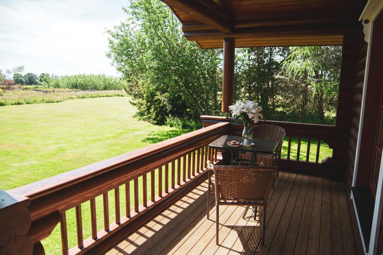 Tomatin - Luxury Two Bedroom Log Cabin With Hot Tub Berwick Upon Tweed Exteriör bild